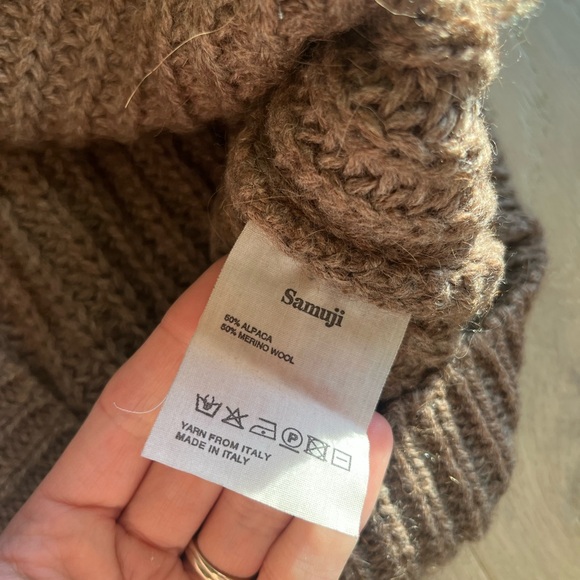 Samjui Wool Sweater - Picture 3 of 5